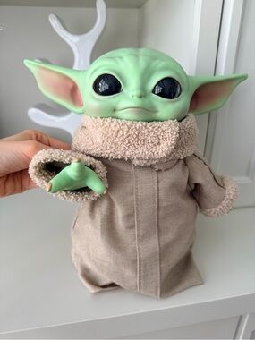 MATTEL STAR WARS The Mandalorian Movie Grogu "The Child" 11 inch Plush Toy